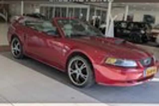 Ford Mustang (2004) thumbnail 13