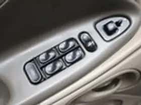Ford Mustang (2004) thumbnail 9