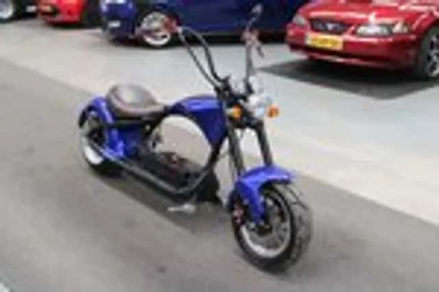 Rooder Snorscooter (2020) thumbnail 3