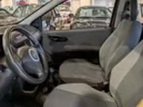 Fiat Punto (2004) thumbnail 6