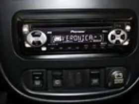 Chrysler PT Cruiser (2005) thumbnail 11