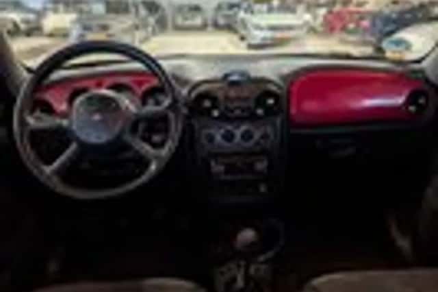 Chrysler PT Cruiser (2005) thumbnail 9