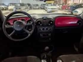 Chrysler PT Cruiser (2005) thumbnail 9
