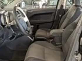 Dodge Caliber (2007) thumbnail 6