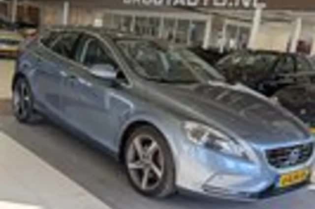Volvo V40 (2013) thumbnail 1