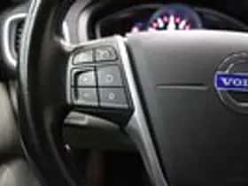 Volvo V40 (2013) thumbnail 11