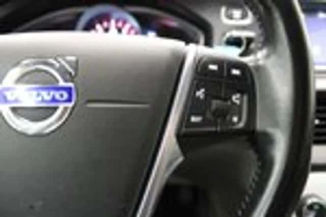 Volvo V40 (2013) thumbnail 12