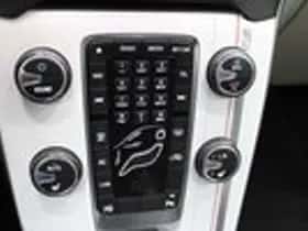 Volvo V40 (2013) thumbnail 16