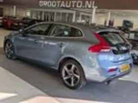 Volvo V40 (2013) thumbnail 3
