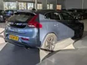Volvo V40 (2013) thumbnail 4