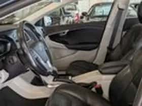 Volvo V40 (2013) thumbnail 6