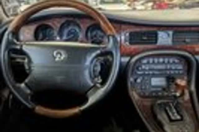 Daimler 4.0 (2000) thumbnail 10