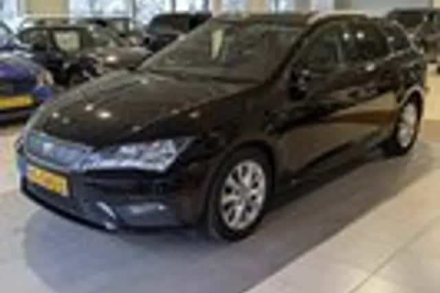 SEAT Leon (2017) thumbnail 2
