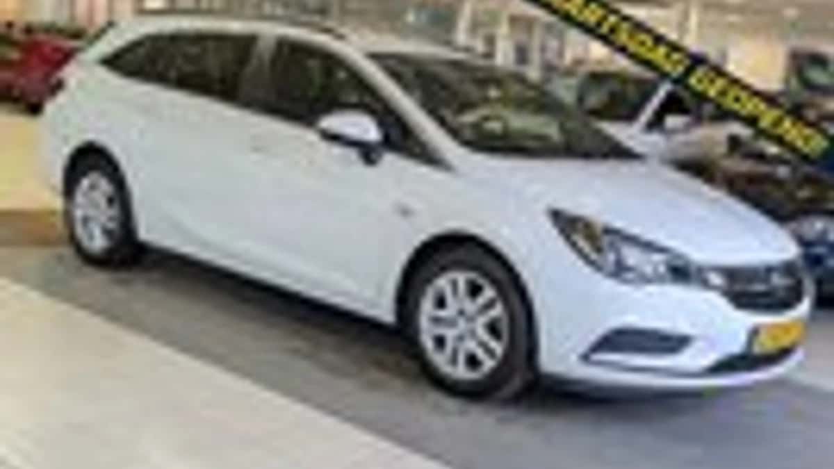 Opel Astra (2019) — foto 1