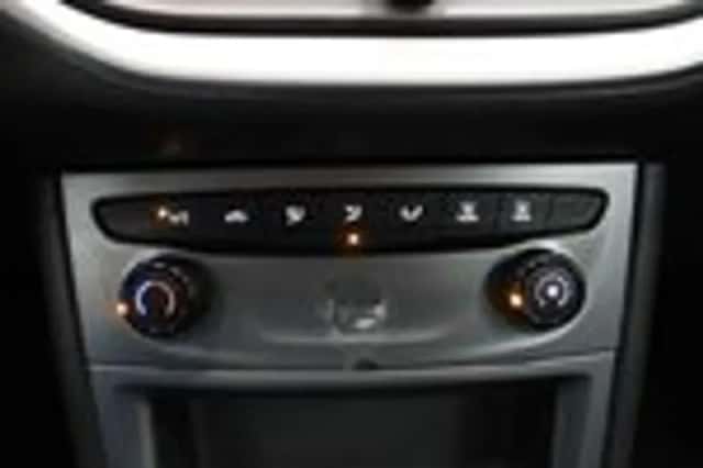 Opel Astra (2019) thumbnail 12