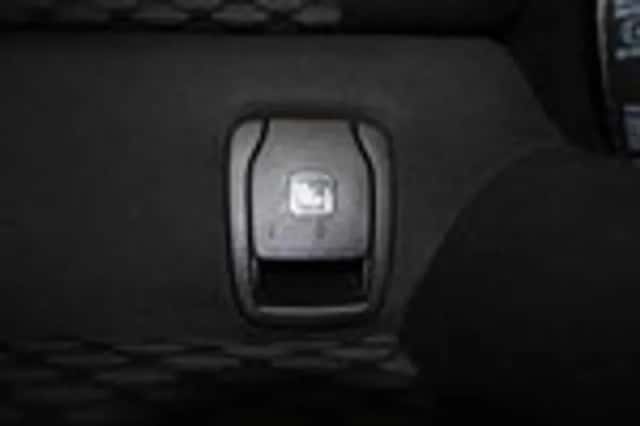 Opel Astra (2019) thumbnail 8