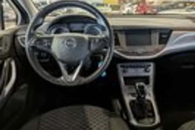 Opel Astra (2019) thumbnail 9