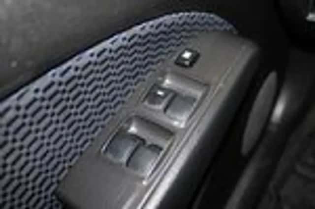 Mitsubishi Outlander (2006) thumbnail 15
