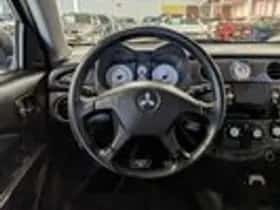 Mitsubishi Outlander (2006) thumbnail 9
