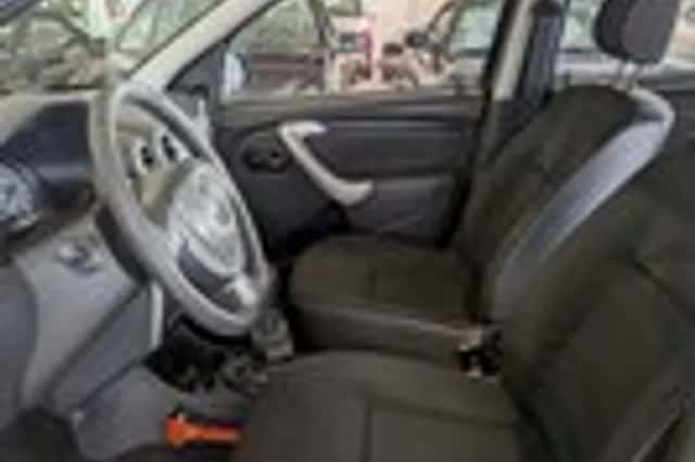 Dacia Sandero (2010) thumbnail 6