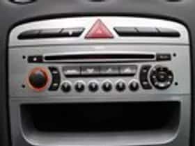 Peugeot 308 (2009) thumbnail 14