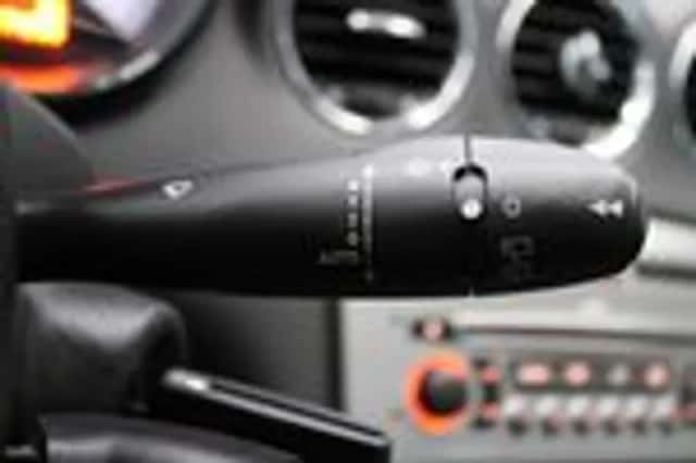 Peugeot 308 (2009) thumbnail 16