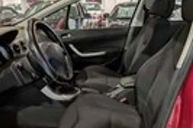 Peugeot 308 (2009) thumbnail 7
