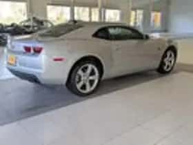 Chevrolet Camaro (2010) thumbnail 4