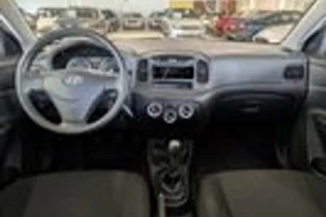Hyundai Accent (2008) thumbnail 8