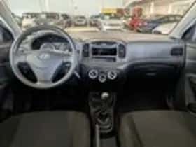 Hyundai Accent (2008) thumbnail 8