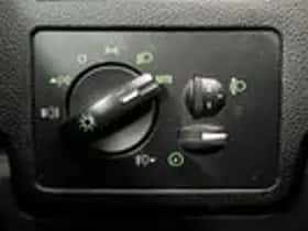 Ford C-Max (2008) thumbnail 19