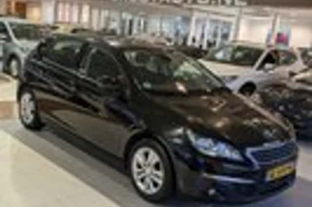 Peugeot 308 (2014) thumbnail 1
