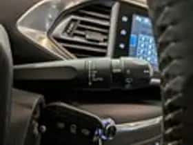 Peugeot 308 (2014) thumbnail 17