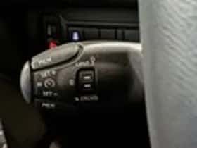 Peugeot 308 (2014) thumbnail 19
