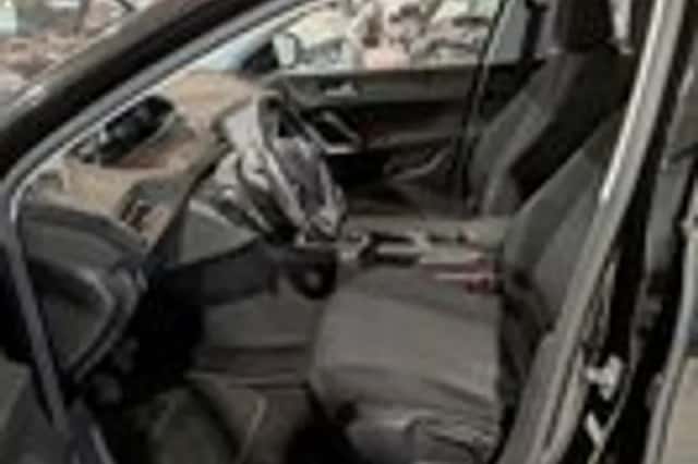 Peugeot 308 (2014) thumbnail 6