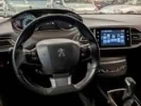 Peugeot 308 (2014) thumbnail 10