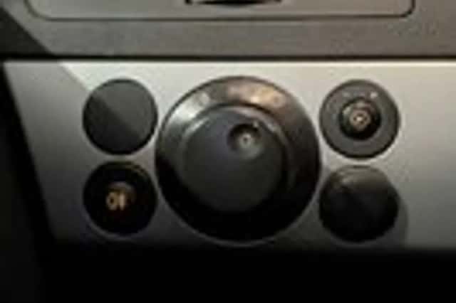 Opel Astra (2005) thumbnail 13