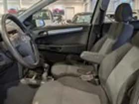 Opel Astra (2005) thumbnail 6