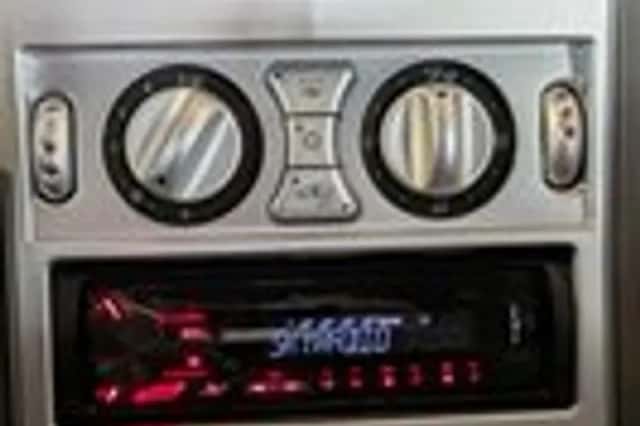 Chrysler Crossfire (2006) thumbnail 14