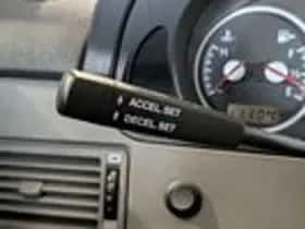 Chrysler Crossfire (2006) thumbnail 10