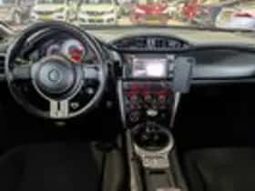 Toyota GT86 (2013) thumbnail 15