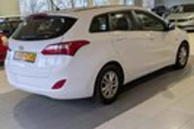 Hyundai i30 (2014) thumbnail 4