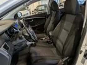 Hyundai i30 (2014) thumbnail 6