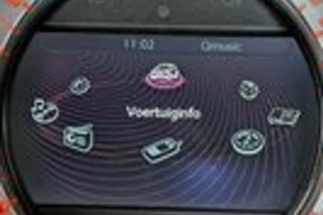 MINI Paceman (2013) thumbnail 25