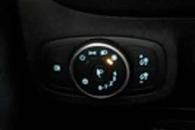 Ford Fiesta (2018) thumbnail 21