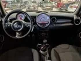 MINI Mini (2011) thumbnail 12