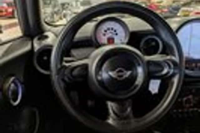 MINI Mini (2011) thumbnail 13