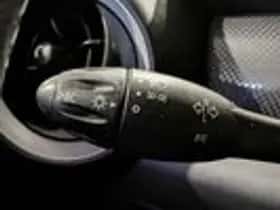 MINI Mini (2011) thumbnail 14
