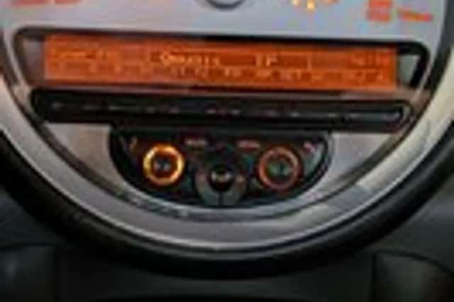 MINI Mini (2011) thumbnail 22