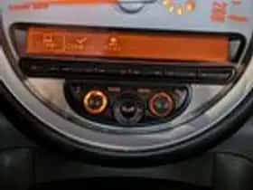MINI Mini (2011) thumbnail 24